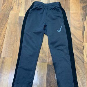 Nike Dri Fit Grey Boys 3T
